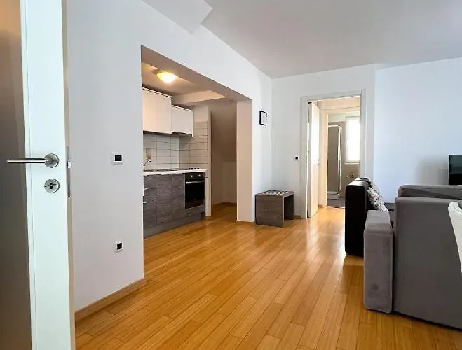 Premium Διαμέρισμα *